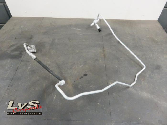 Volkswagen Transporter Air conditioning line