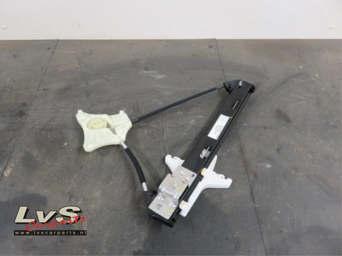 Volkswagen Polo Rear door window mechanism 4-door, right