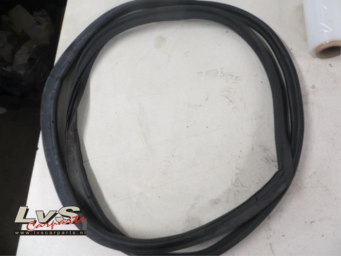 Volkswagen Polo Achterkleprubber