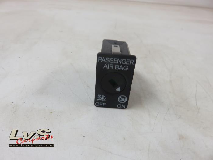 Volkswagen Polo Airbag Slot