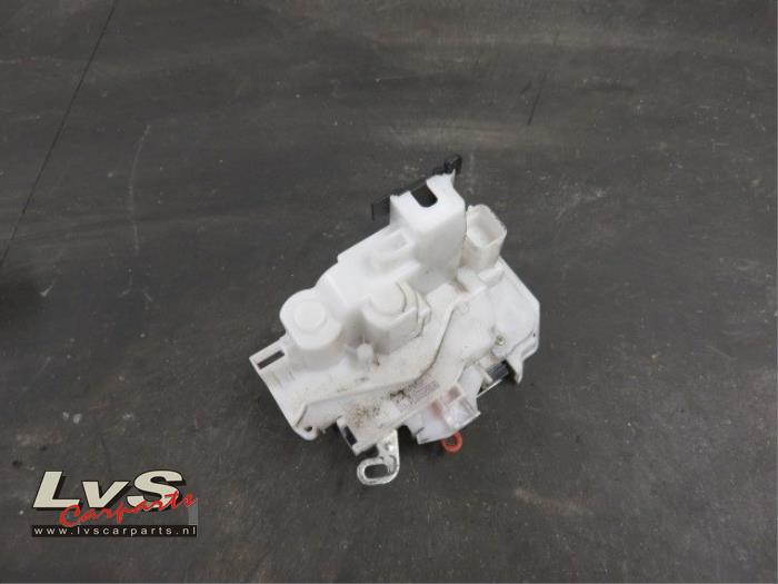 Fiat Qubo Deurslot Mechaniek 2Deurs links