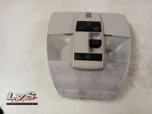 Begagnade Innerbelysning, fram Mercedes B (W245) 1.5 B-150 16V Pris € 20,00 Marginaltabell erbjuds av LvS Carparts