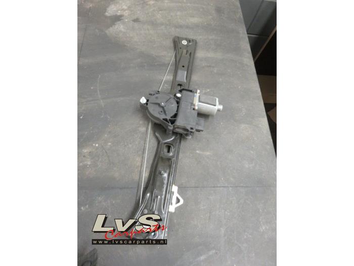 Fiat Qubo Mécanique vitre 2portes avant gauche