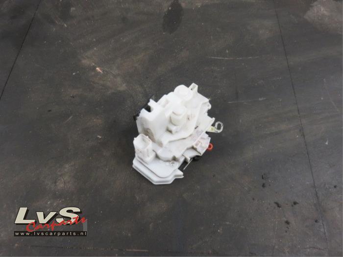 Fiat Qubo Deurslot Mechaniek 2Deurs rechts