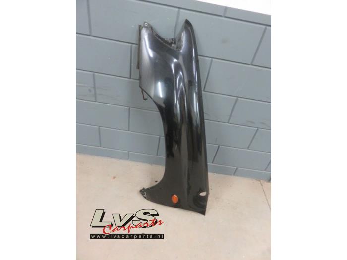 Subaru Forester Front wing, left