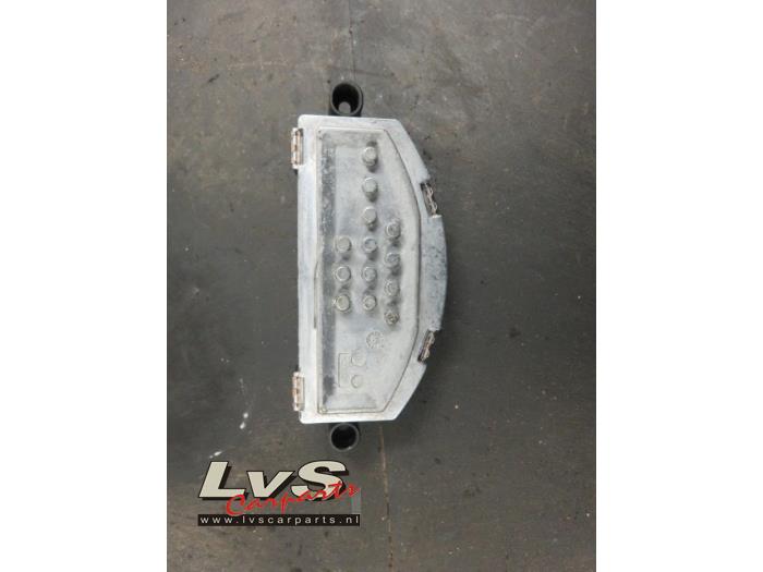 Mercedes Vito Kachel Weerstand