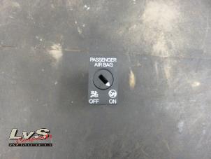 Gebruikte Airbag Slot Volkswagen Transporter/Caravelle T6 2.0 TDI 150 Prijs € 13,00 Margeregeling aangeboden door LvS Carparts