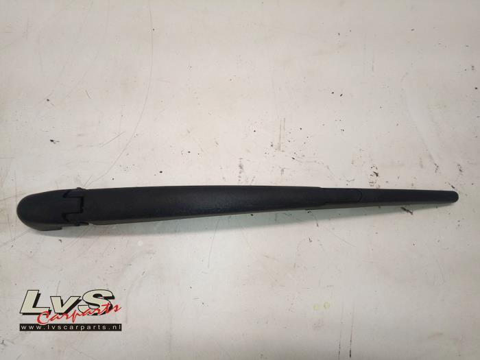 Fiat 500 Scheibenwischerarm hinten