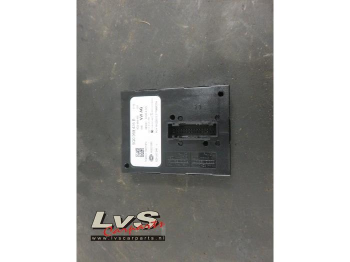 Volkswagen Golf Module keyless vehicle