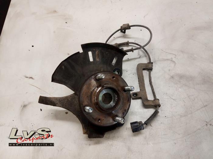 Hyundai I20 Achsschenkel rechts vorne