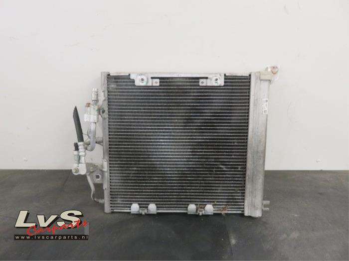 Opel Zafira B Air conditioning condenser