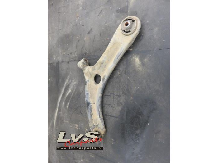 Hyundai I20 Bras de suspension avant gauche