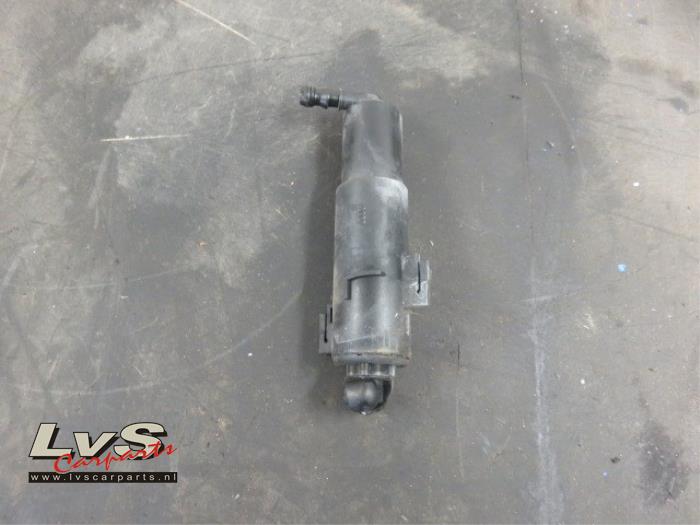 Audi A4 Headlight washer