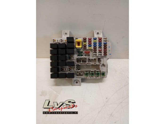Mitsubishi Colt Fuse box