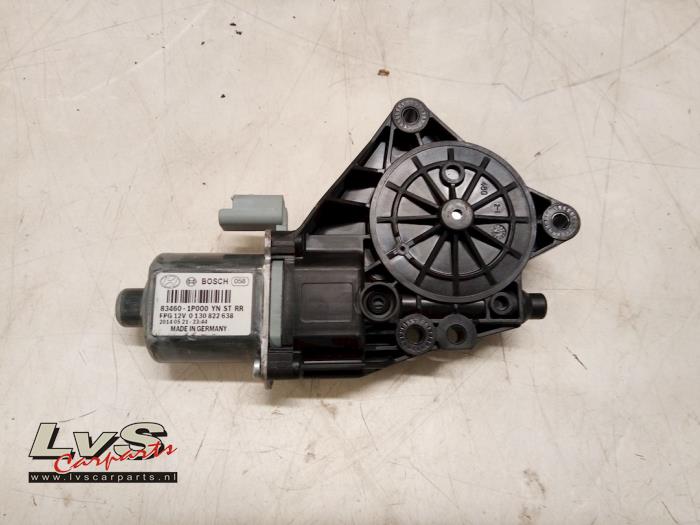 Kia Venga Moteur de vitre portière