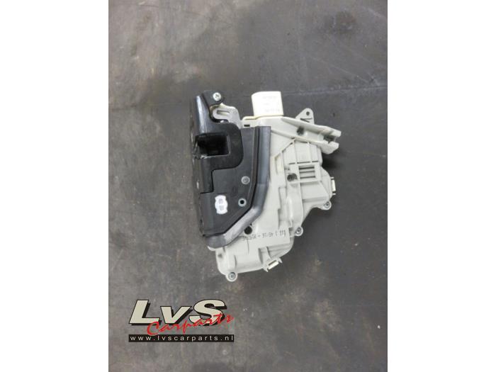 Audi S3 Serrure portière mécanique 4portes arrière droite