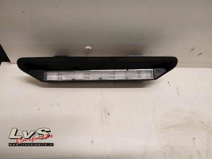 Renault Twingo Third brake light