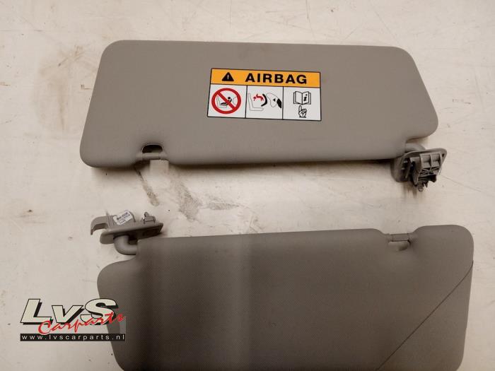 Renault Twingo Pare-soleil