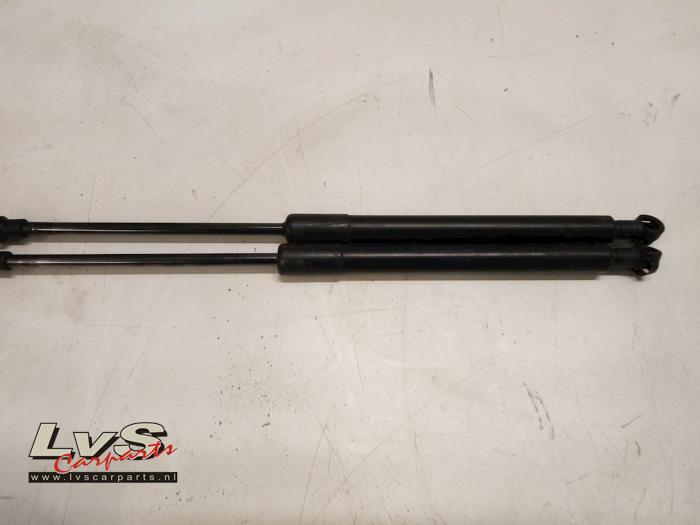 BMW 3-Série Amortisseur kit capot moteur