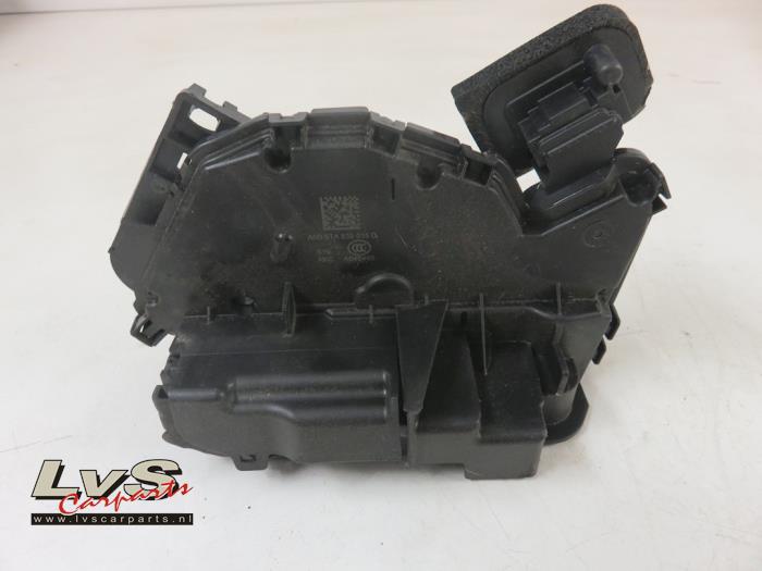 Volkswagen Polo Deurslot Mechaniek 4Deurs links-achter