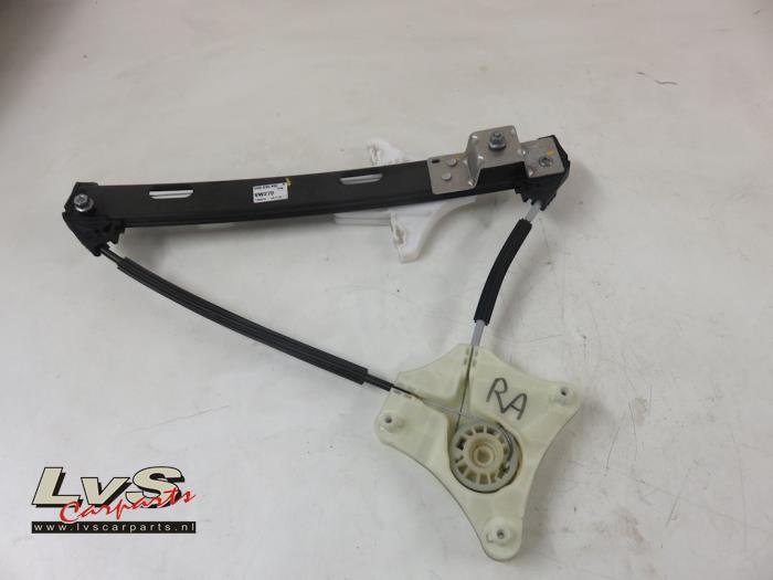 Volkswagen Polo Rear door window mechanism 4-door, right