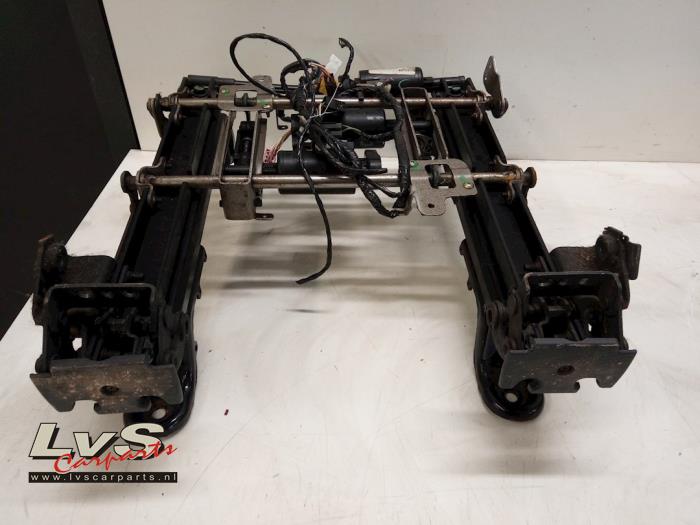Mercedes ML-Klasse Rail siège droit