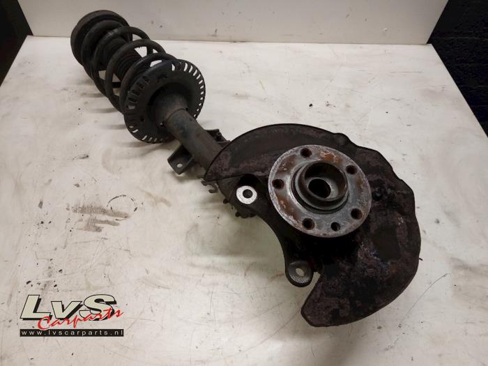 Volkswagen Transporter Barre amortisseur avant gauche