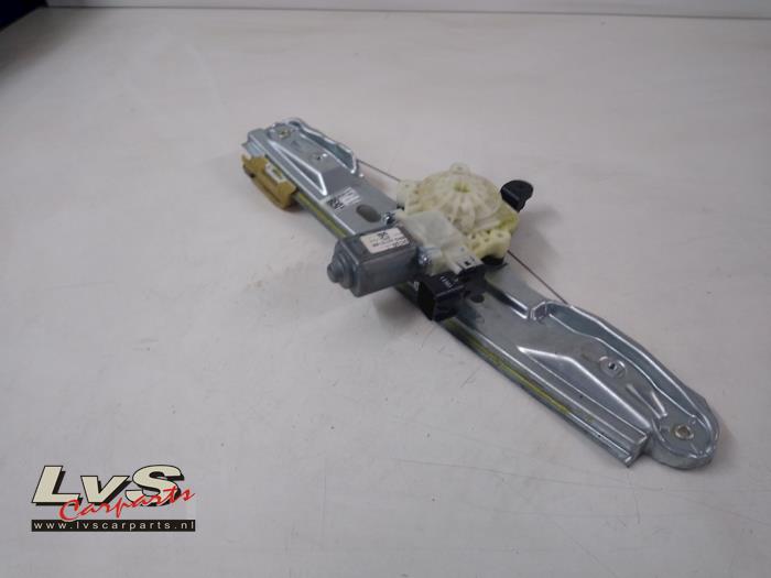 Ford Focus Door window motor