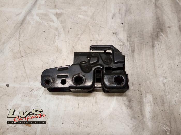 Volkswagen Transporter Bonnet lock mechanism