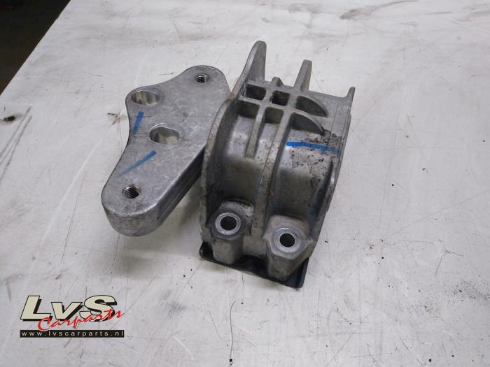 Ford Transit Engine mount