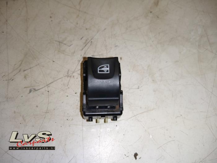 Renault Clio Electric window switch
