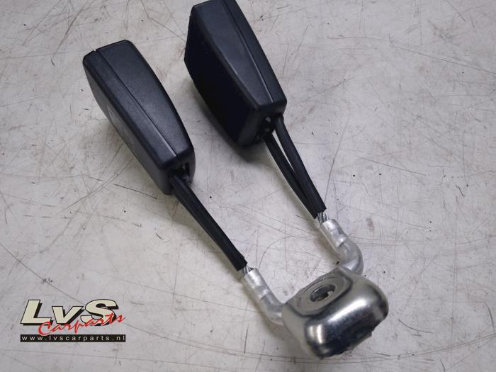 Seat Ibiza Rear seatbelt buckle, centre