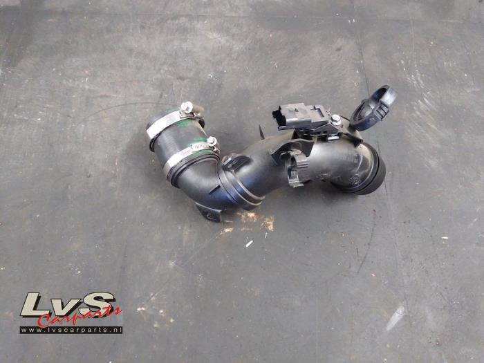 Peugeot 2008 Tuyau d'aspiration air