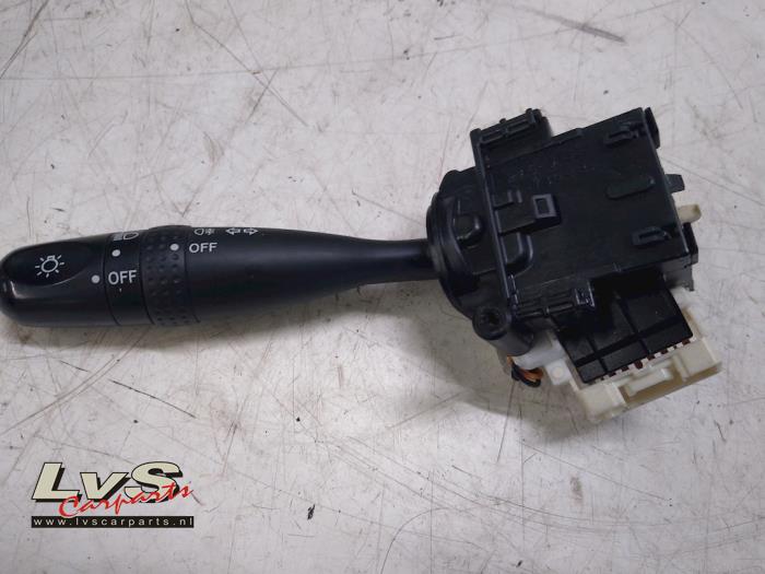 Daihatsu Sirion Commutateur feu clignotant