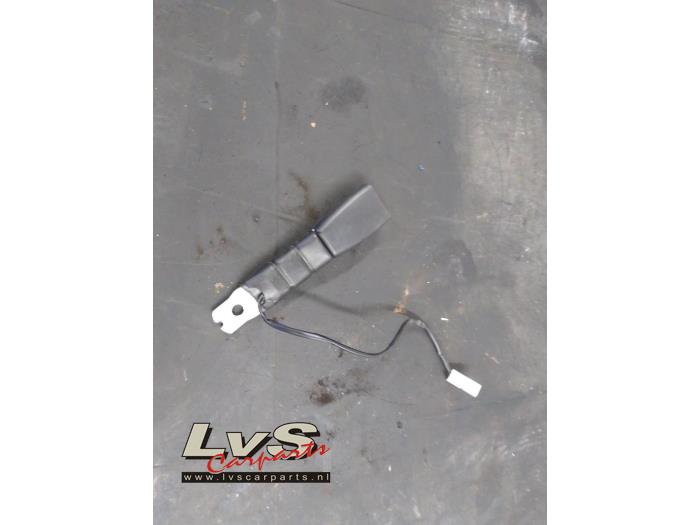 Kia Picanto Insertion ceinture de sécurité avant gauche