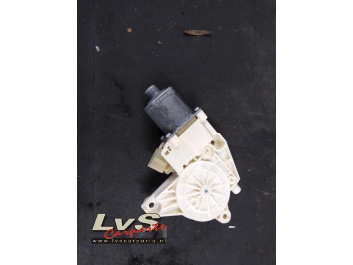 Mercedes E-Klasse Moteur de vitre portière