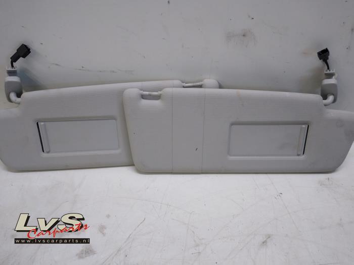 Volkswagen Touran Pare-soleil