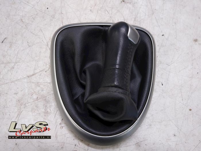 Nissan Qashqai Enveloppe levier de vitesse