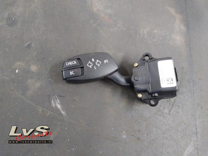 BMW 5-Serie Indicator switch