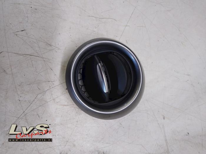 Renault Clio Luftgitter Armaturenbrett