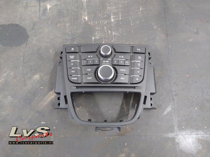 Opel Astra Radio control panel
