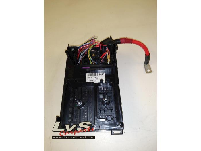 Opel Astra Fuse box