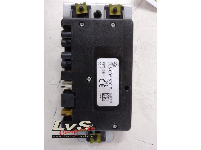 Volkswagen Touareg Antenna Amplifier