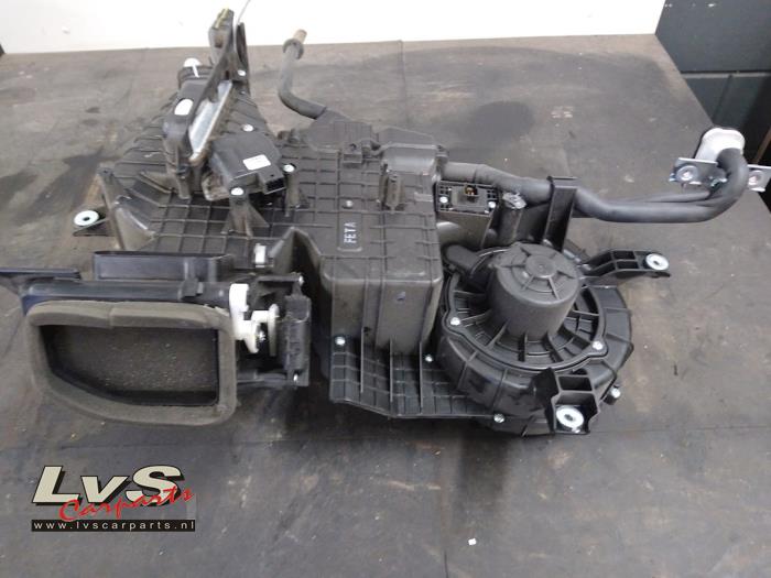 Hyundai IX55 Boîtier chauffage