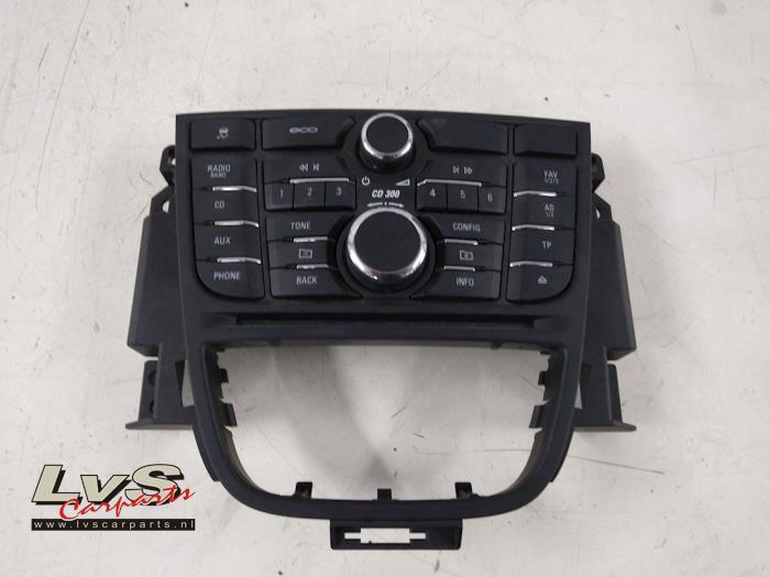 Opel Astra Radio control panel