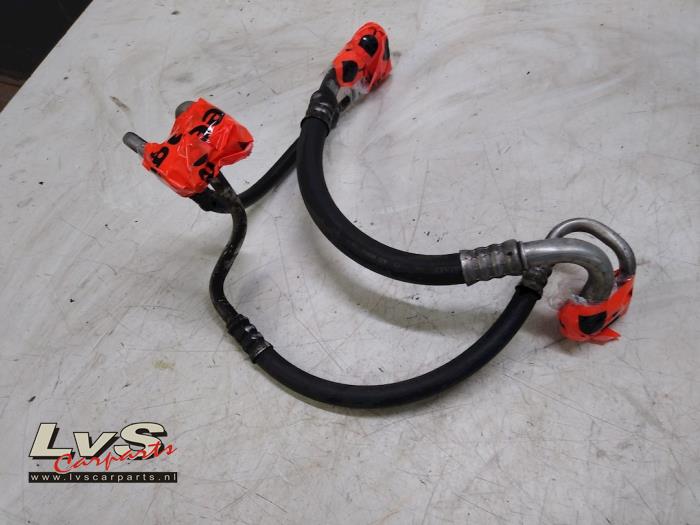 Opel Corsa Airco Leiding