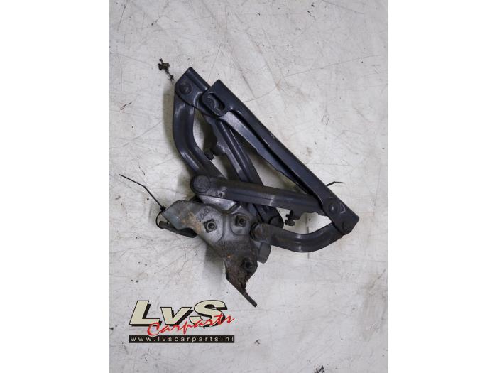 Opel Corsa Motorhaube Scharnier