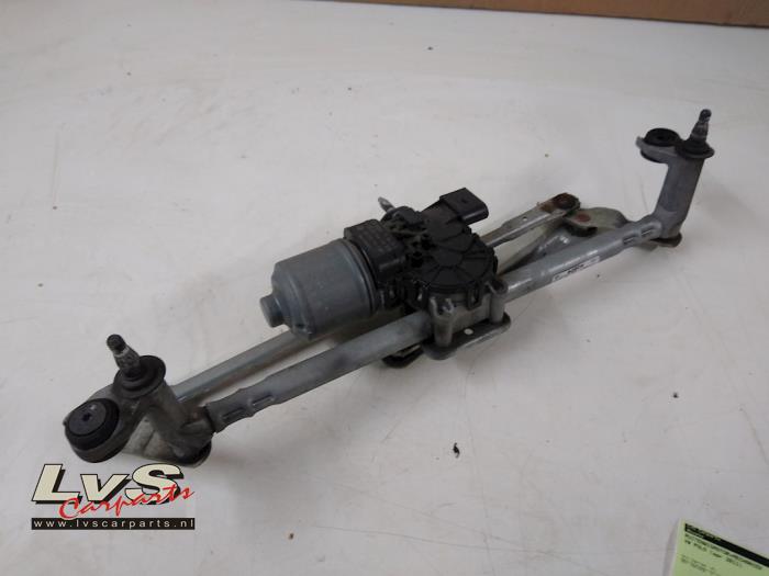 Volkswagen Polo Wiper motor + mechanism