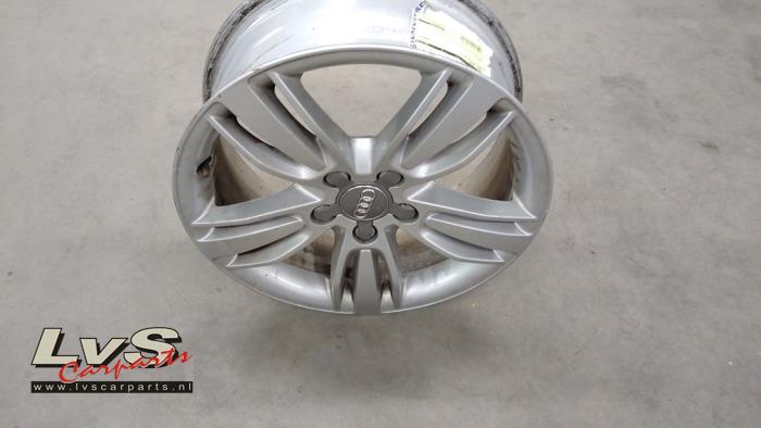 Audi Q3 Wheel + tyre