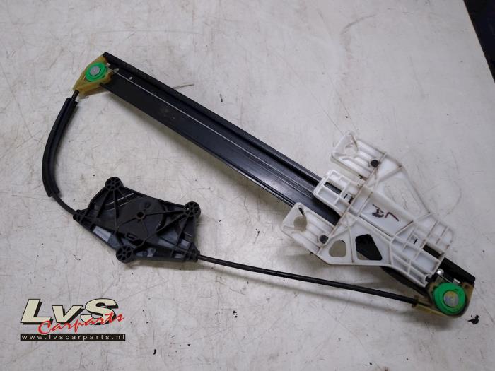 Audi Q3 Mécanique vitre 4portes arrière gauche